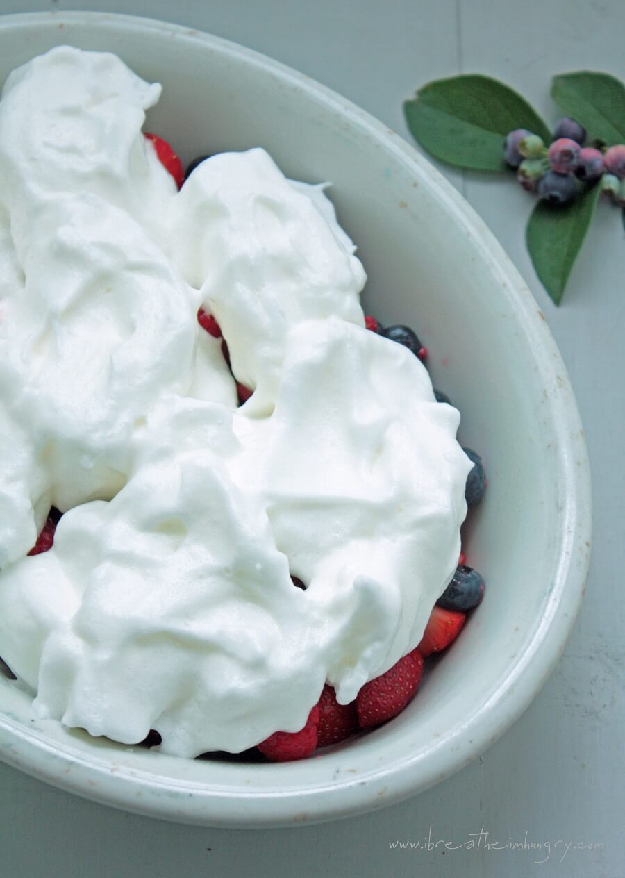 Summer berry meringues low carb and gluten free