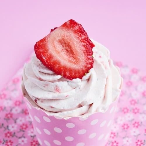 strawberry mug cake low carb and gluten free