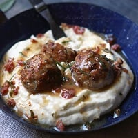 a low carb meatball recipe from Mellissa Sevigny of I Breathe Im Hungry