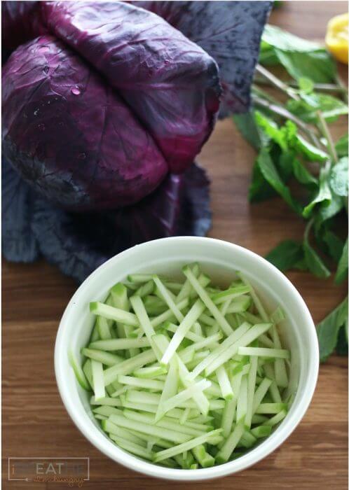 This Low Carb Red Cabbage, Mint, and Granny Smith Apple Slaw is not only gorgeous, it's also cheap, easy, super healthy for you, and tastes amazing! ibreathimhungry.com