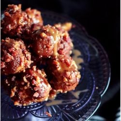 Crunchy on the outside, cakey on the inside, these low carb and gluten free donut holes use caramel as a delicious glue for the bacon!