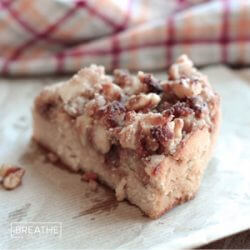 A delicious fall inspired low carb coffee cake from Mellissa Sevigny of I Breathe Im Hungry