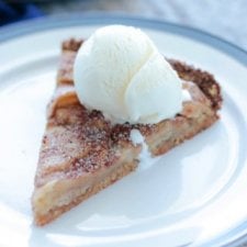 Einfache Keto-Apfel-Tart - Low Carb & Gluten-frei