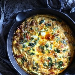 Keto sausage frittata SCKC in a cast iron pan from above