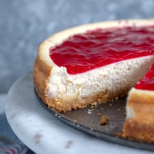 Keto Cranberry Orange Cheesecake